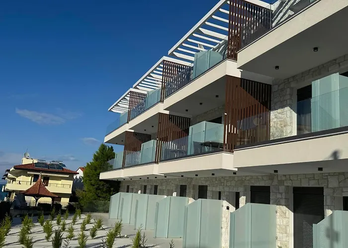 Sunny Aparts Sea View Апартаменты