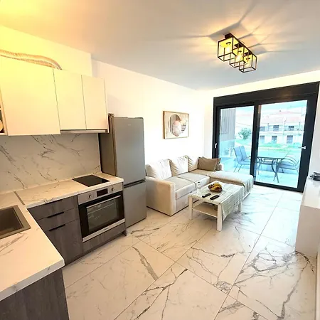 Sunny Aparts Sea View