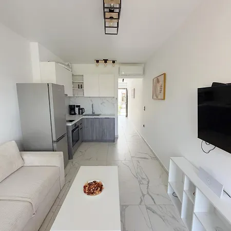 Apartment Mezonett Sea View Polychrono