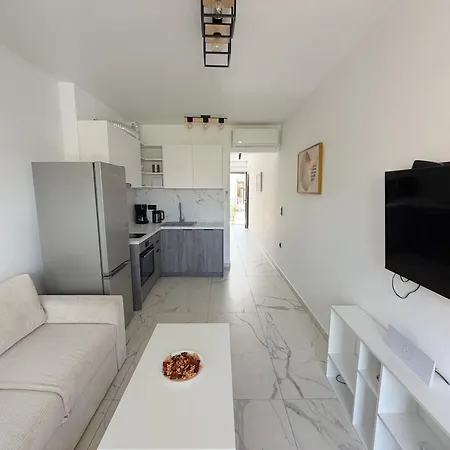 Apartment Mezonett Sea View Polychrono