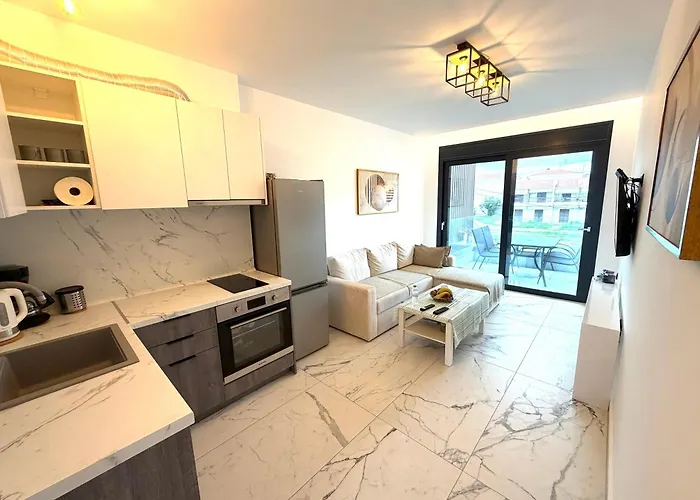 Sunny Aparts Sea View