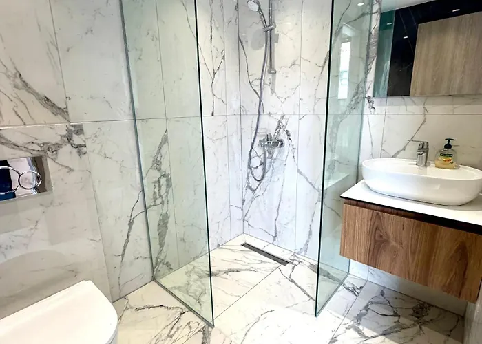 Sunny Aparts Sea View Polychrono